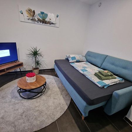 Exklusive Ferienwohnung In Lingen Holthausen 2Zim, 2Badez,Kueche,Balkon,Waschmaschine Exterior foto