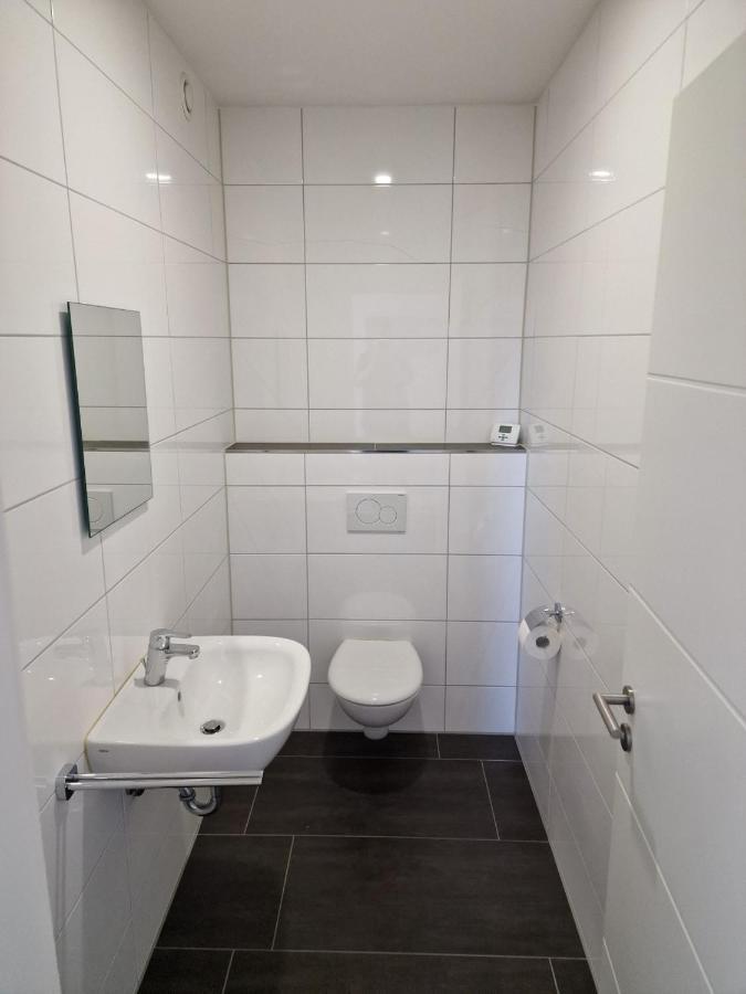 Exklusive Ferienwohnung In Lingen Holthausen 2Zim, 2Badez,Kueche,Balkon,Waschmaschine Exterior foto