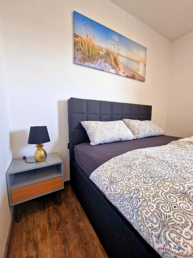 Exklusive Ferienwohnung In Lingen Holthausen 2Zim, 2Badez,Kueche,Balkon,Waschmaschine Exterior foto